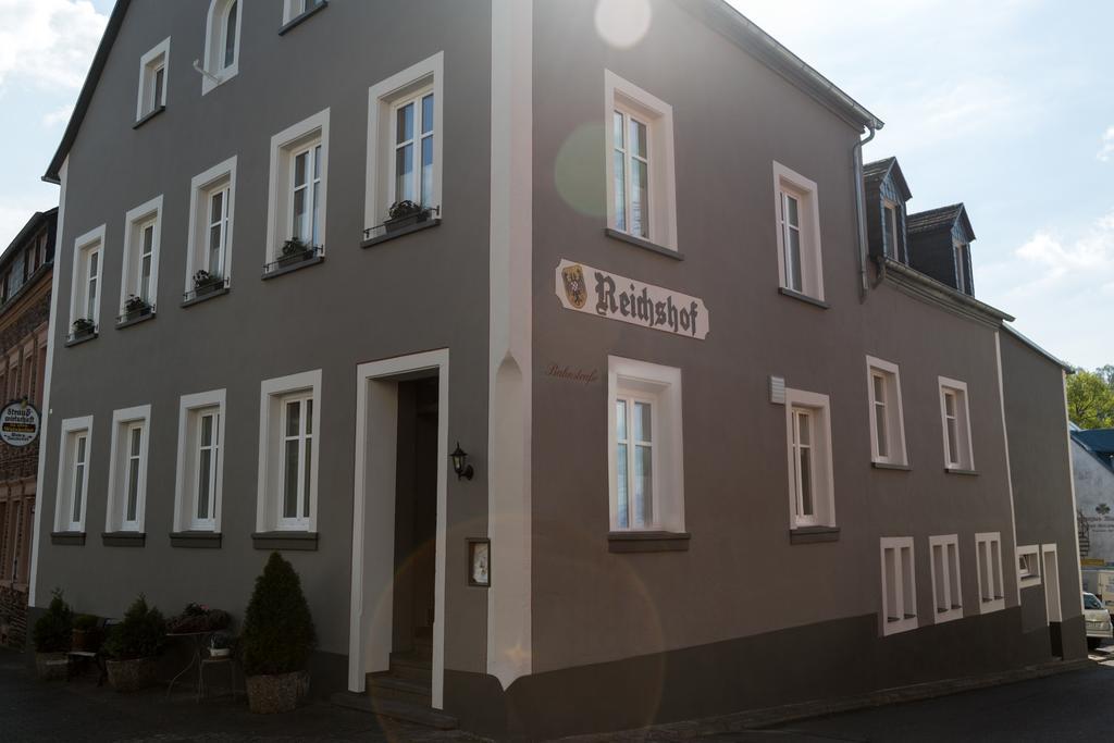 Dooscht Gaestehaus Reichshof Kröv Exterior foto